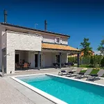 Villa Sivati *