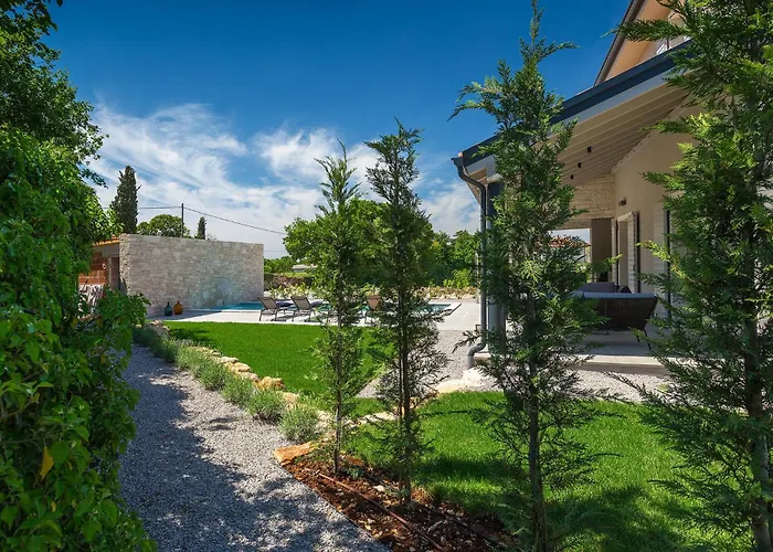 Nyaraló Villa Sivati